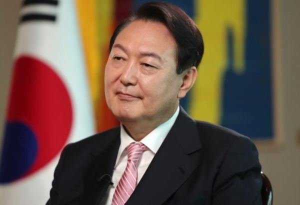 Cənubi Koreya prezidenti Kiyevə qəfil səfər etdi